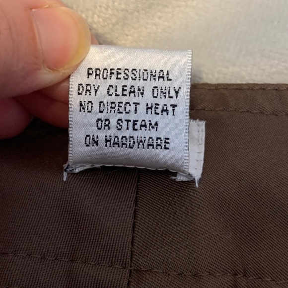 Caché size 10 brown cargo capris satin canvas brass hardware vintage Y2k - Picture 10 of 10